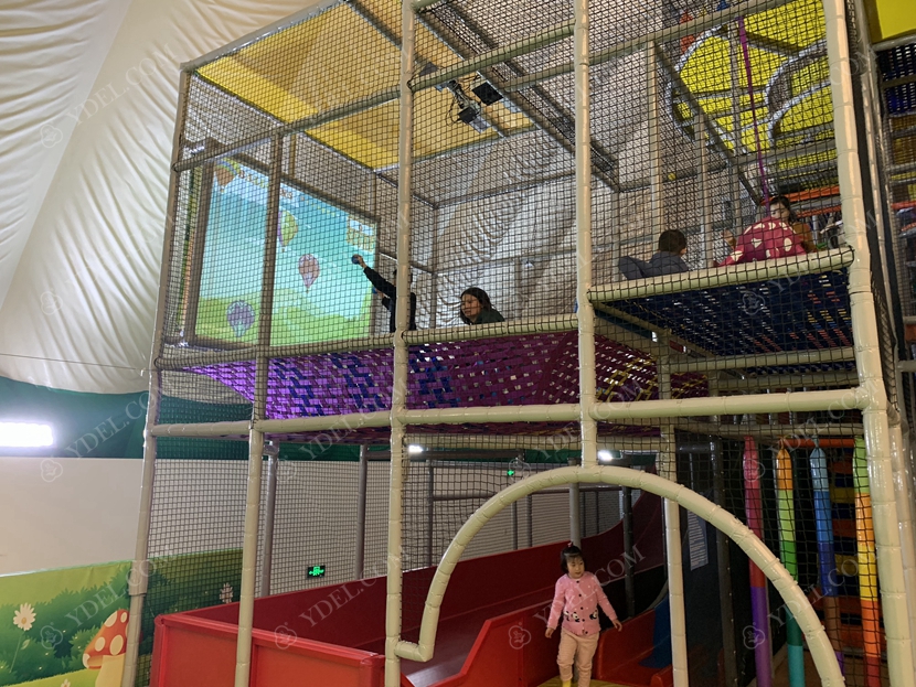 滑梯區域展（zhǎn）示（shì）