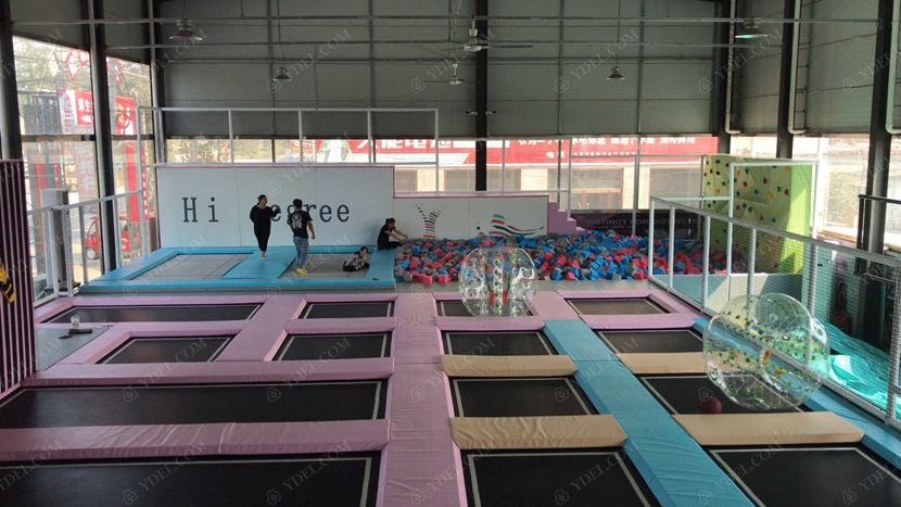 蹦床（chuáng）體驗（yàn）館實景圖
