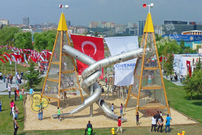 戶（hù）外大型非標定製遊樂設備（bèi）