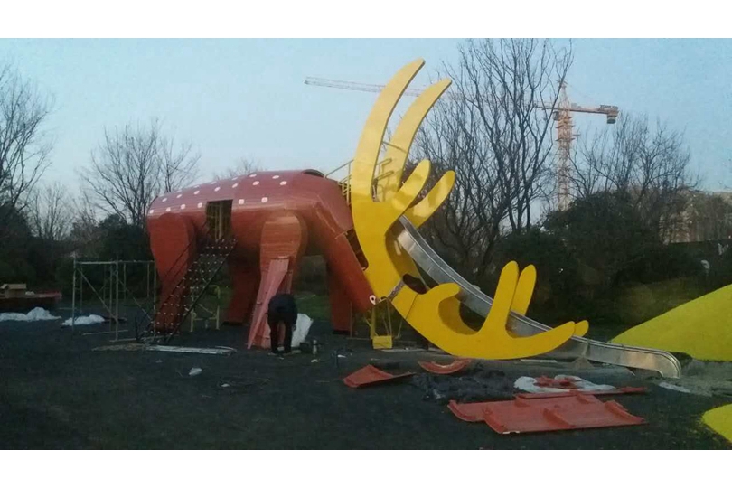 戶外遊樂場非標定製設備五