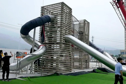 戶外兒童主題（tí）樂園（yuán）定製遊（yóu）樂設備