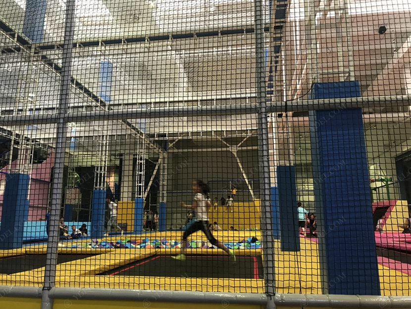 兒童蹦床區展示